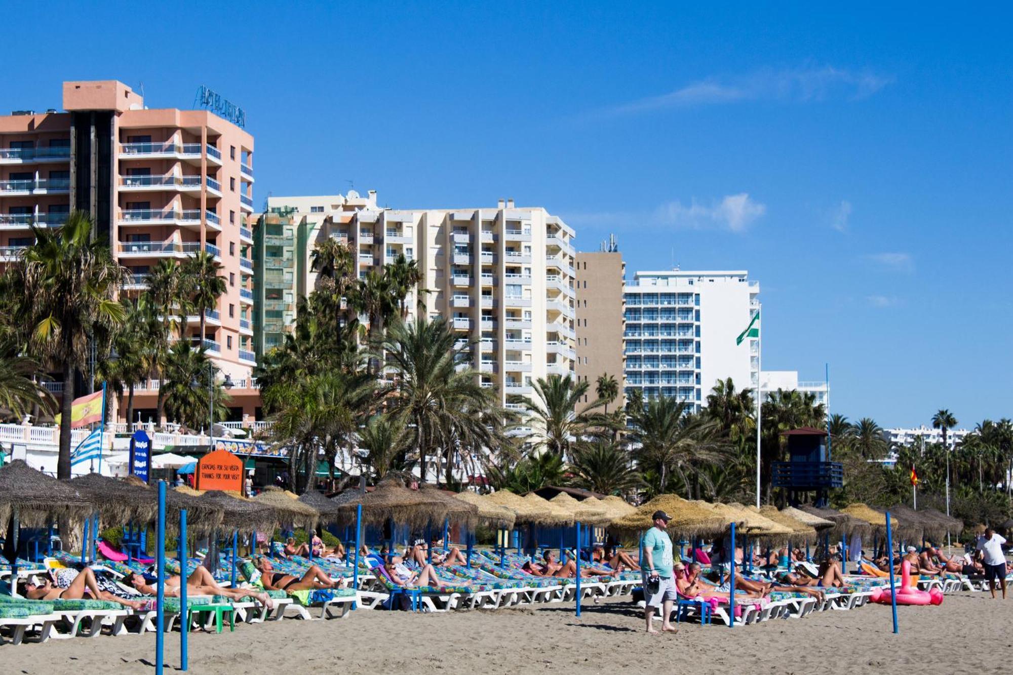 Lejlighed Benal Ii, Estudio Con Parque Acuatico Y Vistas Al Mar. Benalmádena
