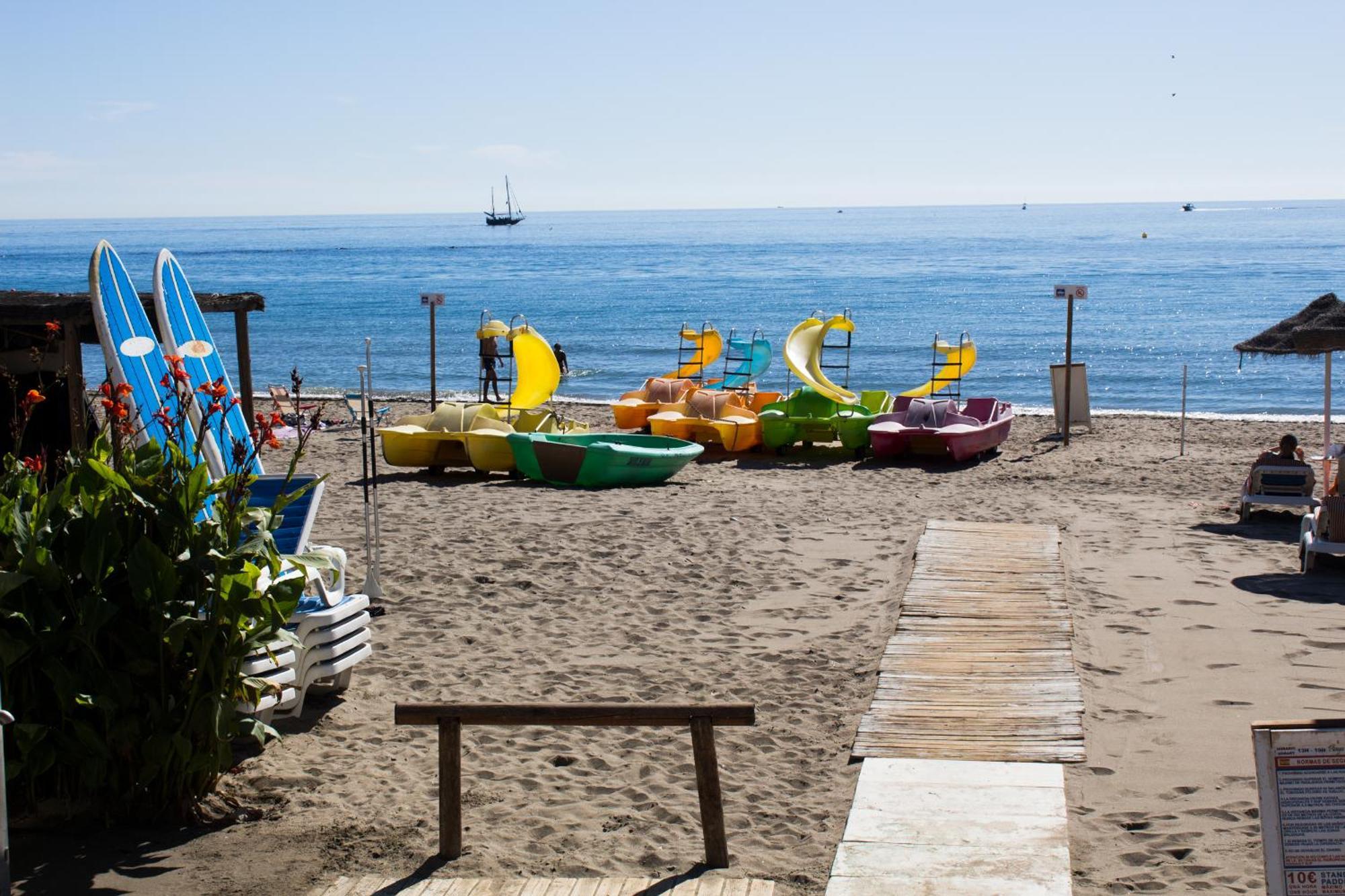 Lejlighed Benal Ii, Estudio Con Parque Acuatico Y Vistas Al Mar.