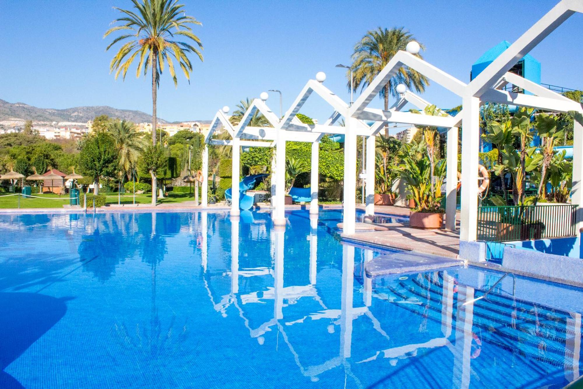 Lejlighed Benal Ii, Estudio Con Parque Acuatico Y Vistas Al Mar.