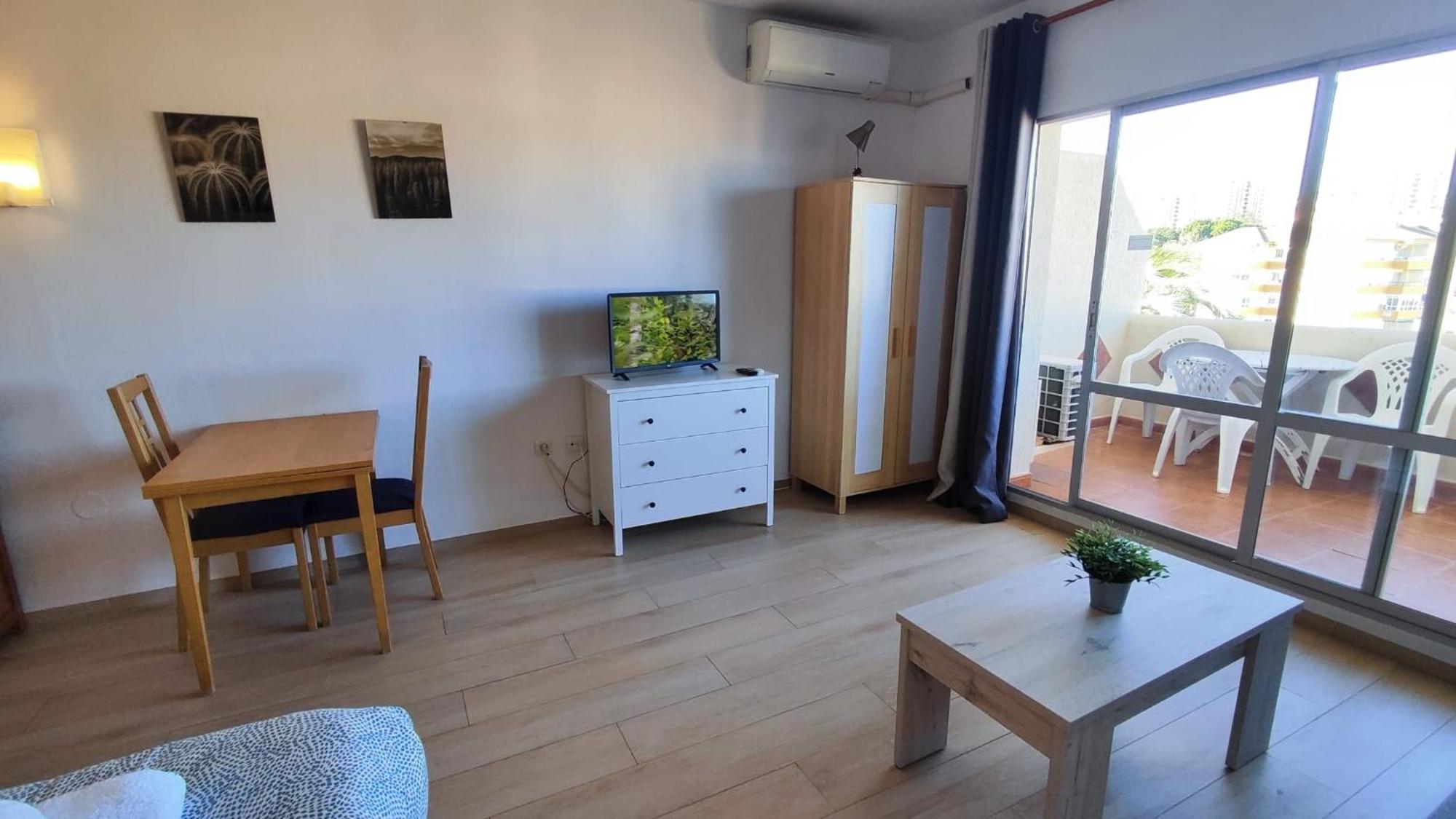 Benal Ii, Estudio Con Parque Acuatico Y Vistas Al Mar. Lejlighed *